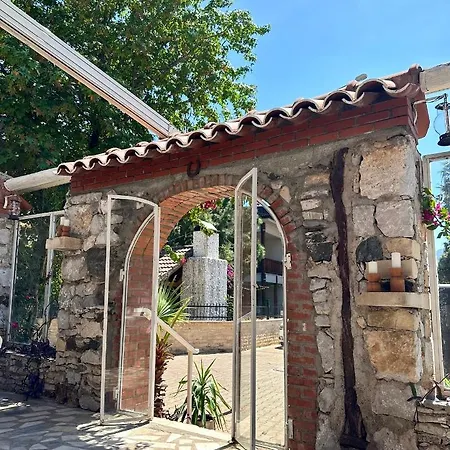 Elvan Bed & Breakfast Marmaris